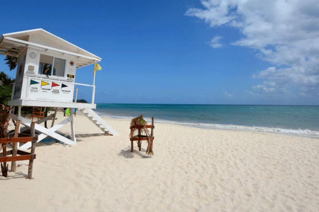 Casa Bonita A Dos Cuadras Del Mar Villa Playa del Carmen Exterior photo